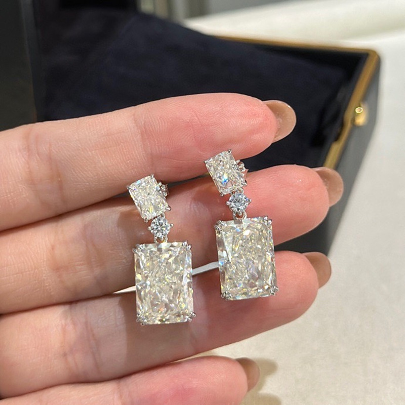 S925 Silver Jewelry Craft Diamond Cutting European and American New Shining Simulation Diamond Ice Flower Cutting Geometric Square Diamond Earrings