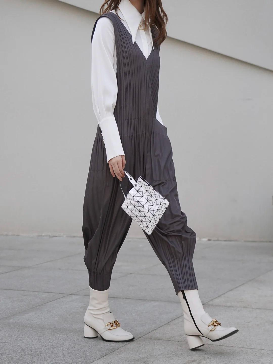 Miyake New Style Jumpsuit Spring and Summer All-match Pleated Solid Color Positive and Reverse Wear Fashionable Sleeveless V-neck Strap Pants Stylish