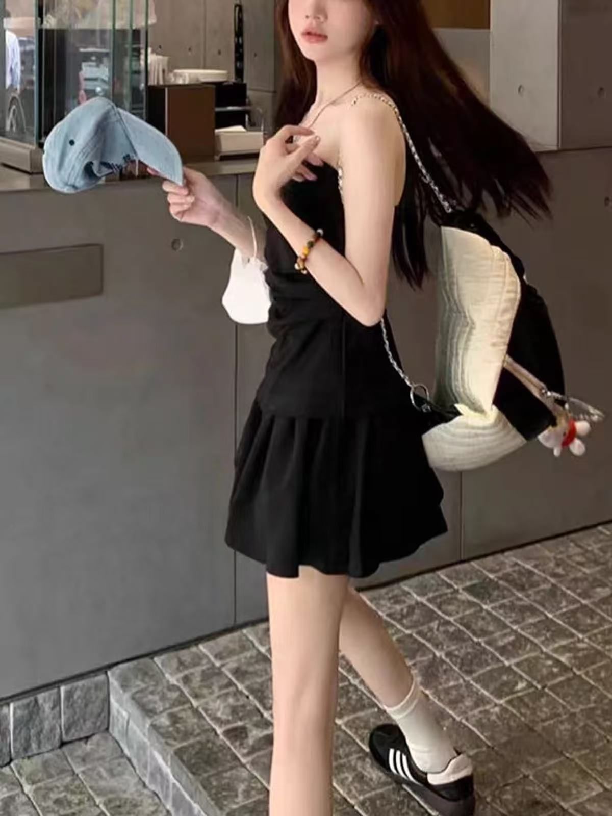 Picture of Sweet Cool Spice Girl Outer Wear off-shoulder Tube Top High Waist Half-length Skirt Women's Spring 2025 New Fashion suit