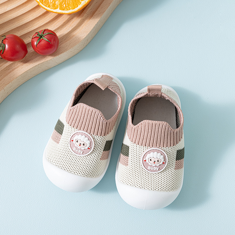 Picture of New Baby Floor Shoes Spring and Summer Outdoor Soft-Soled Non-Slip Breathable Slip-On Newborn Children's Baby Toddler Shoes