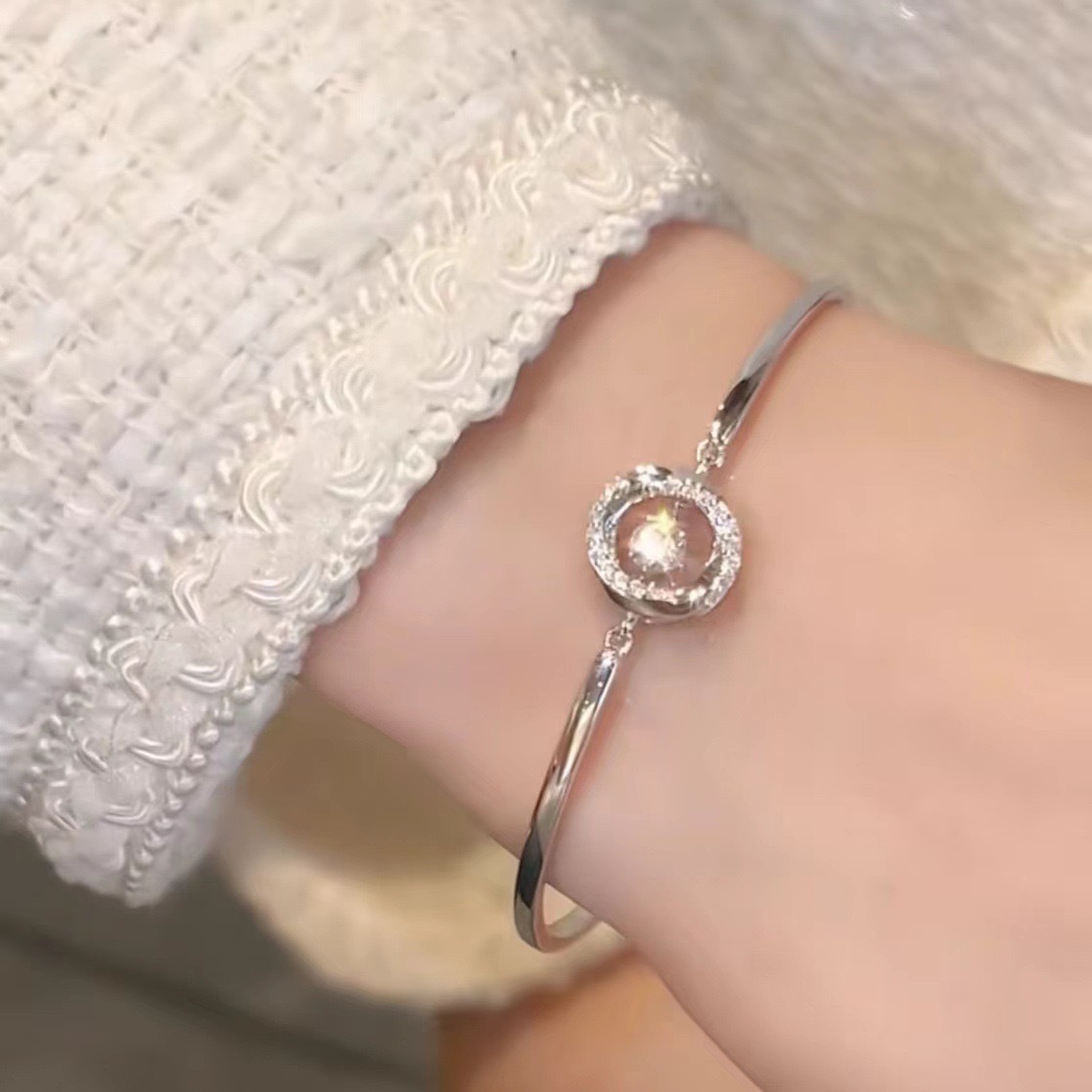 Mobius Bracelet Three-second Heart Bracelet Women's Bracelet Niche Advanced Design Flash Diamond Bracelet All-match Bracelet