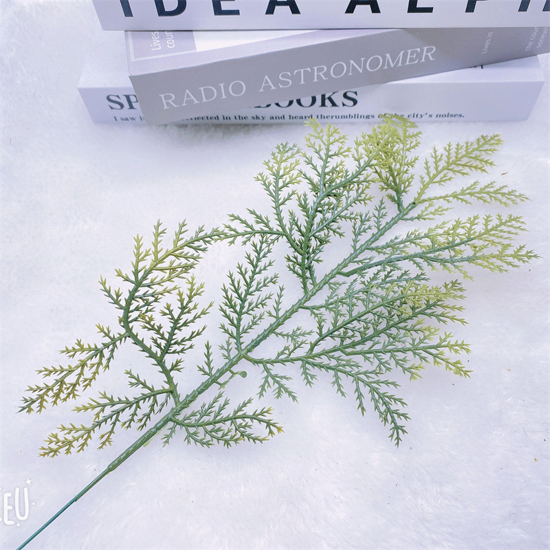 Picture of Amazon for simulation Christmas pine needle simulation green Christmas wreath Christmas tree Christmas decorations green plants