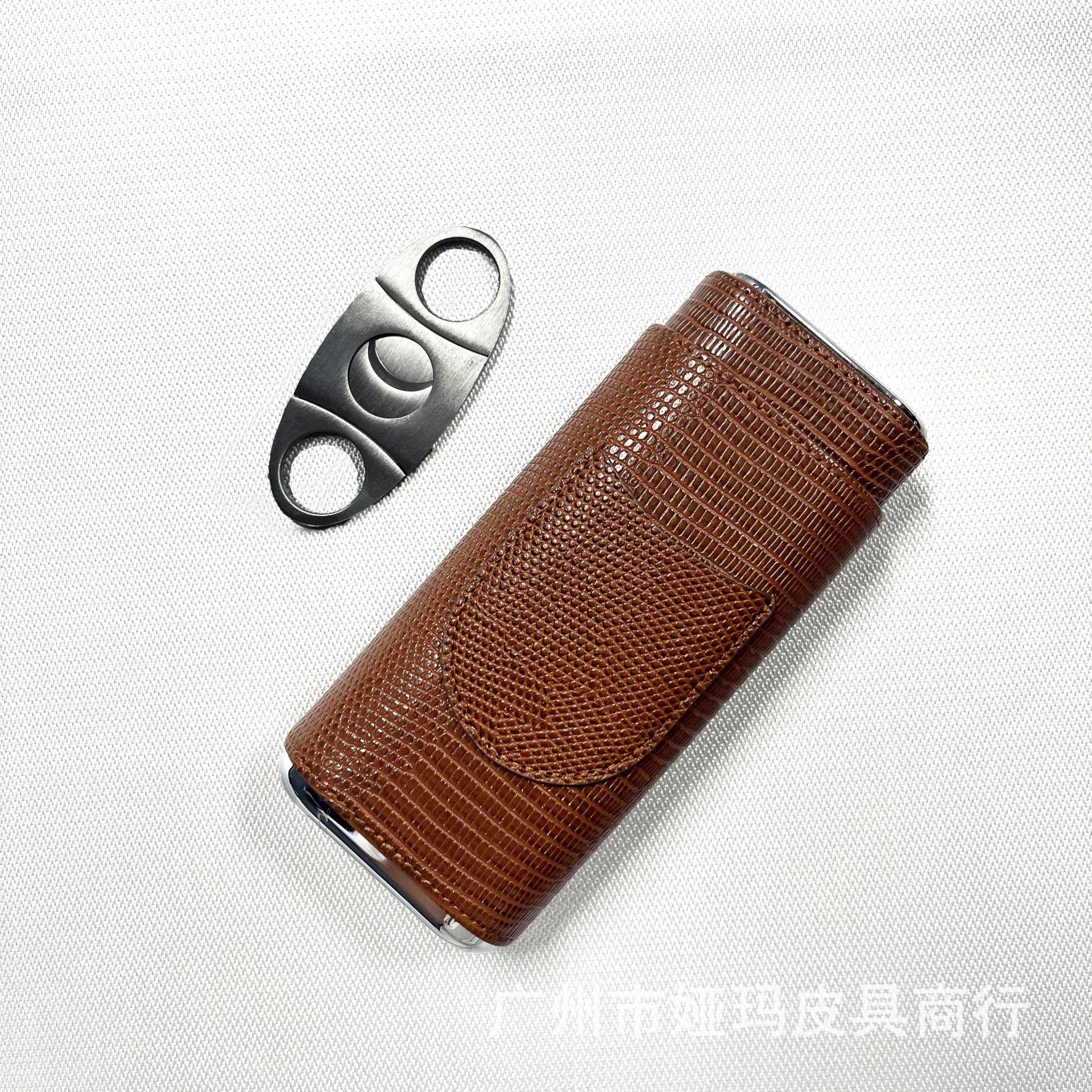 Picture of In stock wholesale three-piece cigar moisturizing box protective cover cross-border portable travel pine cigar storage box