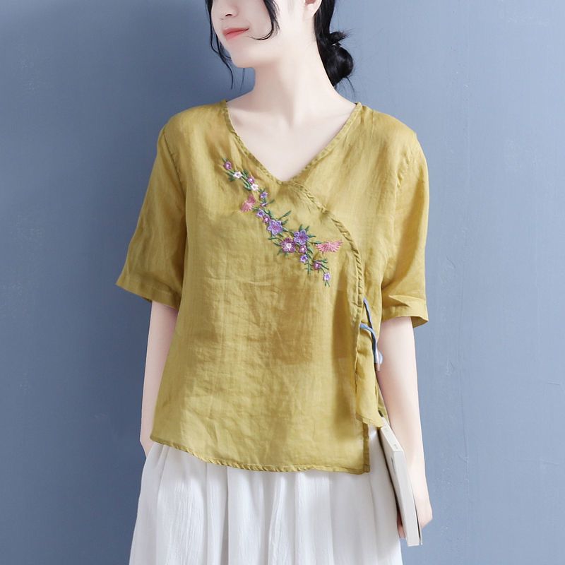 Picture of Thin Cotton and Linen Tops for Women, Ethnic Style Retro Olive Wood Button Slanted Placket Embroidered Loose Quarter-Sleeve Pullover Shirt