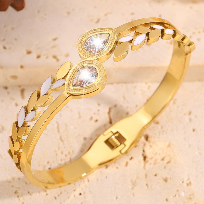Picture of Cross-Border New Water Drop Leaf Stainless Steel Bracelet for Women European and American Light Luxury High-End Hollow Bracelet Non-Fading Jewelry