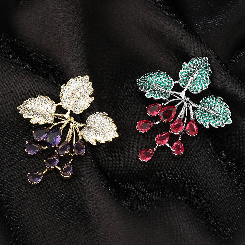 Korean Style New Fashion Elegant Grape Brooch Creative Simple Fashion Pin Clothing Design Coat Accessories