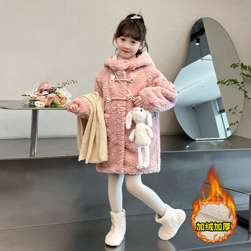 Picture of Girl's Fluffy Sweater Mid-length Cotton-padded Coat Winter New Style Girl's Stylish Fashionable Hooded Thickened Cotton-padded Coat