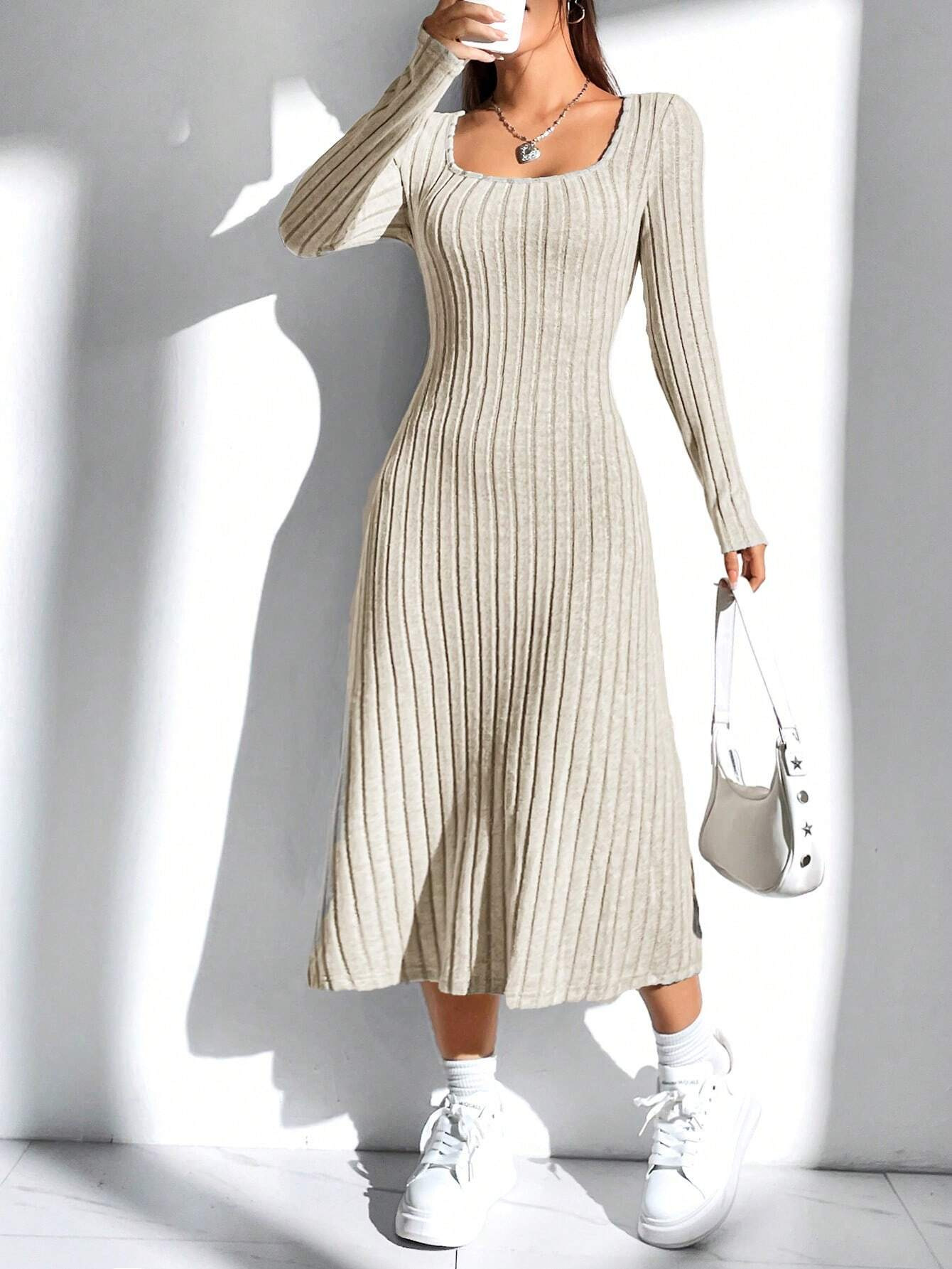 In the autumn of 2024, Amazon cross-border European and American foreign trade women's square collar thread knitted pit strip long sleeve big pendulum dress