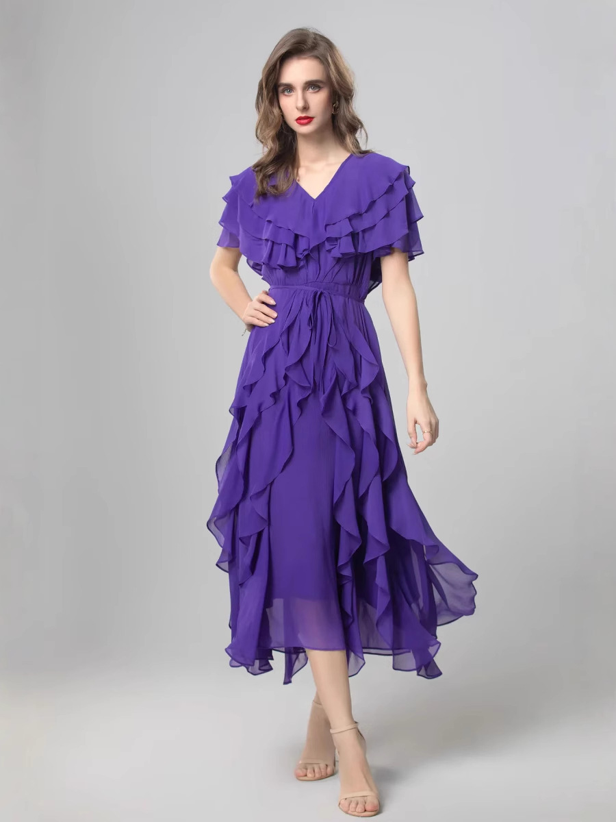 Summer 2025 Women's New V-neck Strap Seaside Atmosphere High-end Light Luxury Slim-fit Ruffled Skirt