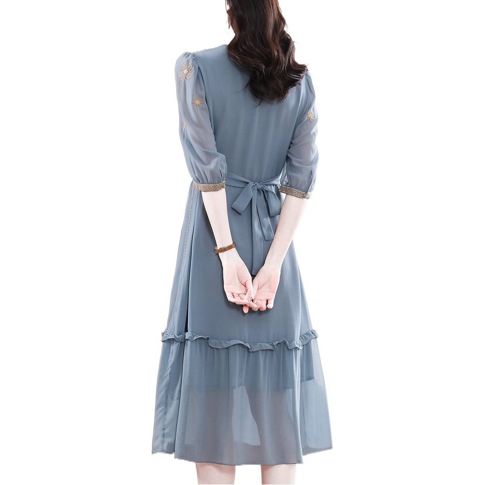 Chiffon dress Women's Summer Wear 2022 New High-end Embroidered Design Sense Tight Waist Slimming French Temperament Skirt