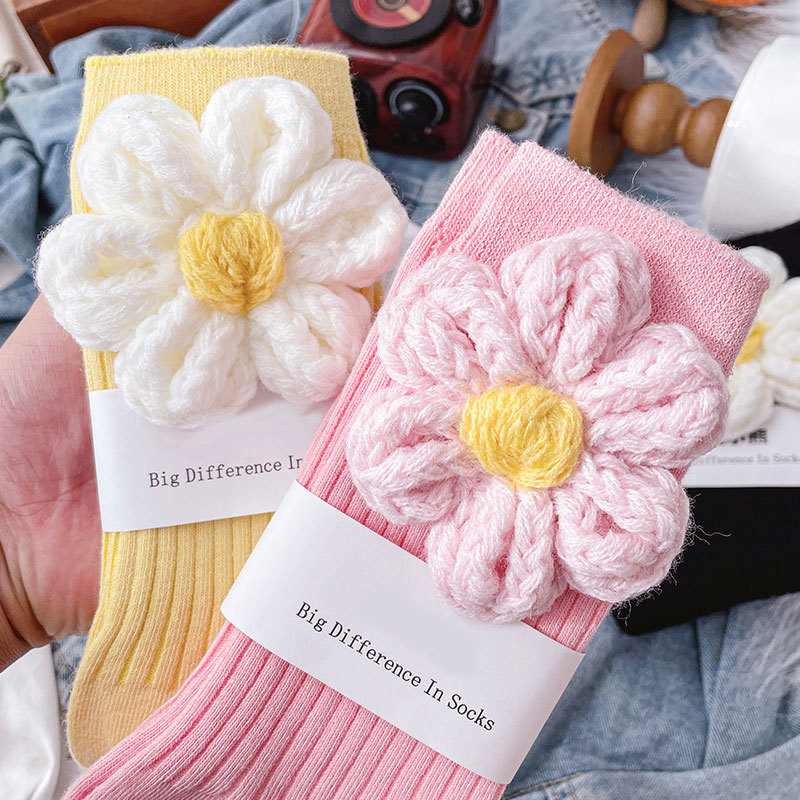 Korean Style Distinctive Three-Dimensional Wool Large Flower Women's Socks Three-Dimensional Decorative Internet Celebrity Ins Fashionable Mid-Dimensional Socks for Outer Wear
