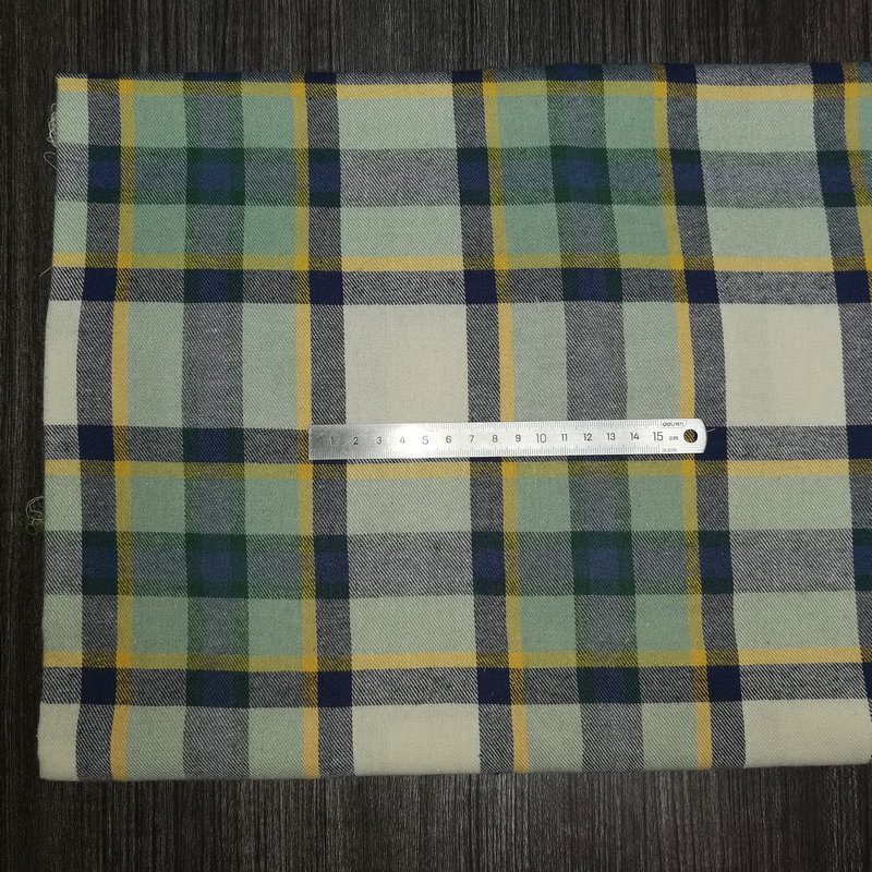Picture of in stock brushed plaid fabric spring and summer women's shirt cloth 21 polyester cotton woven flannel plaid lining