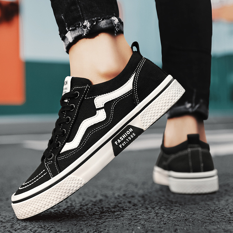 Men's shoes 2025 trendy shoes summer niche black casual canvas shoes men's Japanese retro versatile sneakers men's models