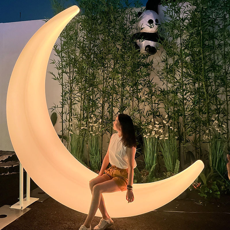 Outdoor luminous moon lamp, Mid-Autumn Festival atmosphere, scene landscaping, crescent moon lamp, homestay solar crescent lamp