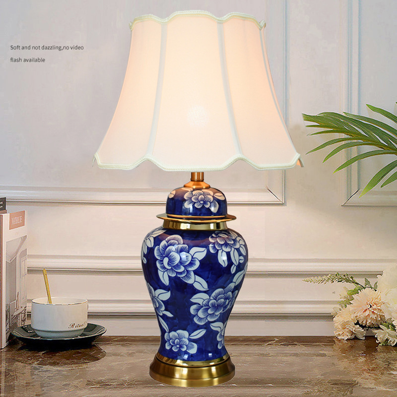 New Chinese Style Jingdezhen High-End Ceramic Table Lamp, Light Luxury and Elegant Retro Living Room All-Copper Decorative Lamp, Bedroom Bedside Lamp