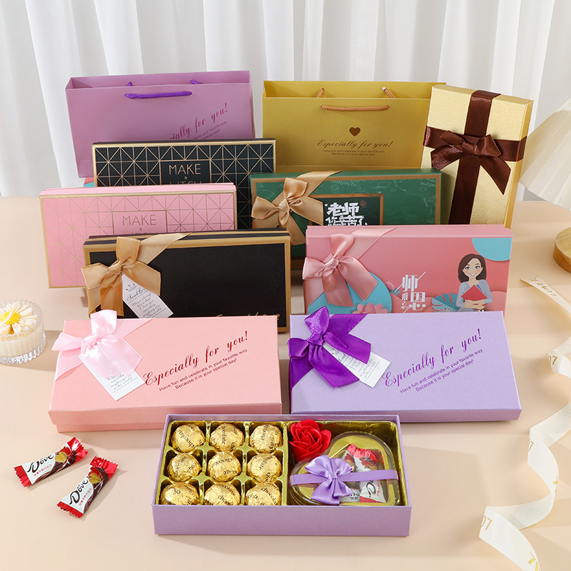 A Large Amount of Ready Stock ~ 18-Grids Chocolate Packaging Box Universal Candy Gift Box 520 Valentine's Day Lid Manufacturer