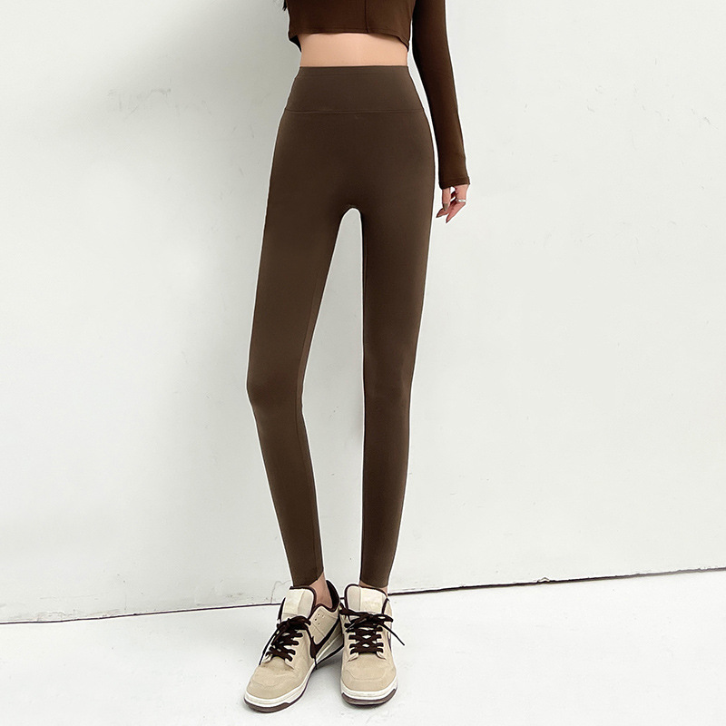 Picture of Spring and Autumn 2025 New Backless Shark Pants High Elastic Peach Butt Pants Breathable Zero Feel Yoga Pants Sports Women's Bottoming