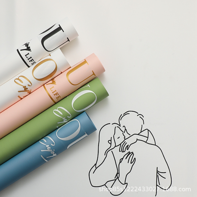 Zhuo fiber Jane love hug waterproof flower wrapping paper English bouquet packaging material gift foreign trade flower wrapping paper