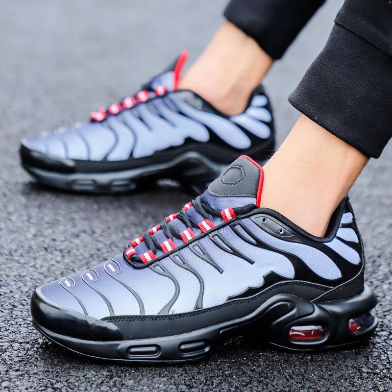 Casual Mesh plus size Shoes Spring Breathable Men's Shoes Fashionable Air Cushion Shoes Men's Jinjiang Running Shoes Men's sneaker