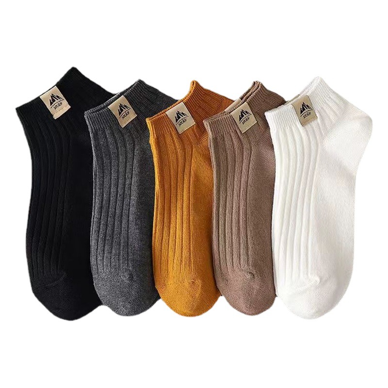 Men's Trendy Socks for Summer, Short Socks, Odor-Resistant, Sweat-Absorbent, Low-Cut, Spring and Autumn, Black and White, Men's No-Show Socks, Breathable and Lightweight