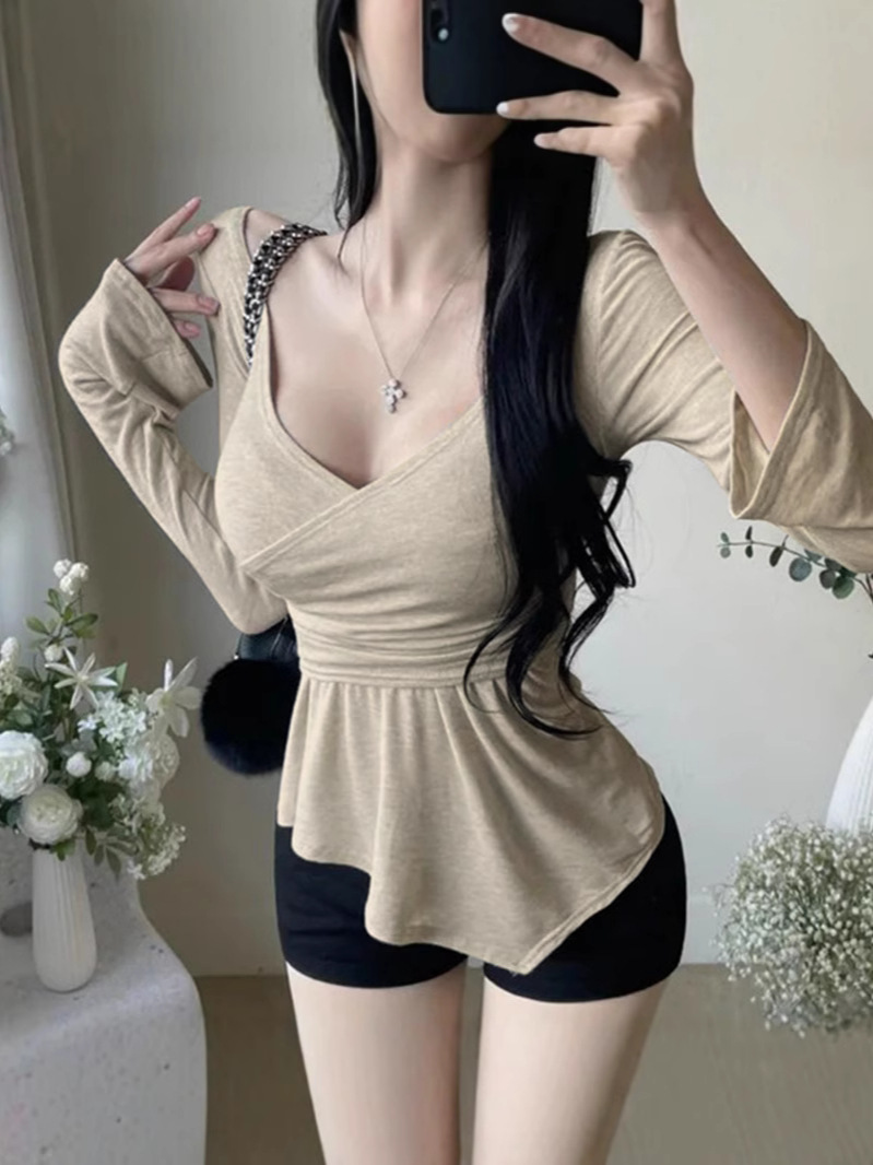 Picture of South Korea's Dongdaemun New Slim Fit Sexy Sexy Feminine Cross V Neck Waist Long-Sleeved T-Shirt Top Trendy