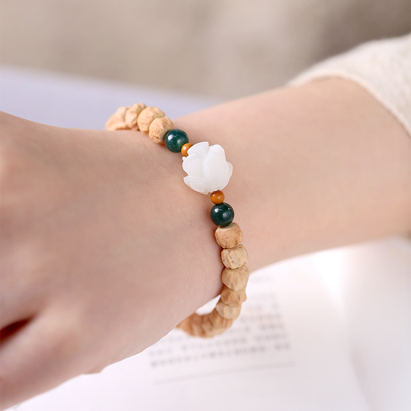 Picture of White Jade Bodhi root Lotus bead tassel hand-held natural passion seed single-Circle Bracelet Buddha Zen hand ornaments wholesale