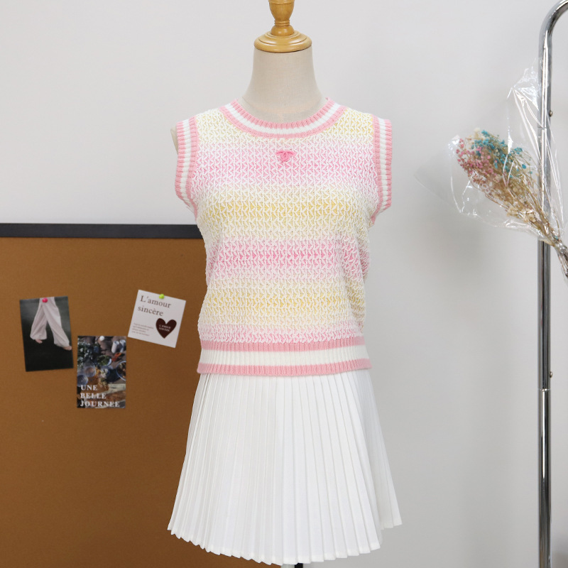 2025 Summer Dopamine Gradient Color Pure Desire Style Knitted Vest Women's Slim Fit Versatile Round Neck Top Women