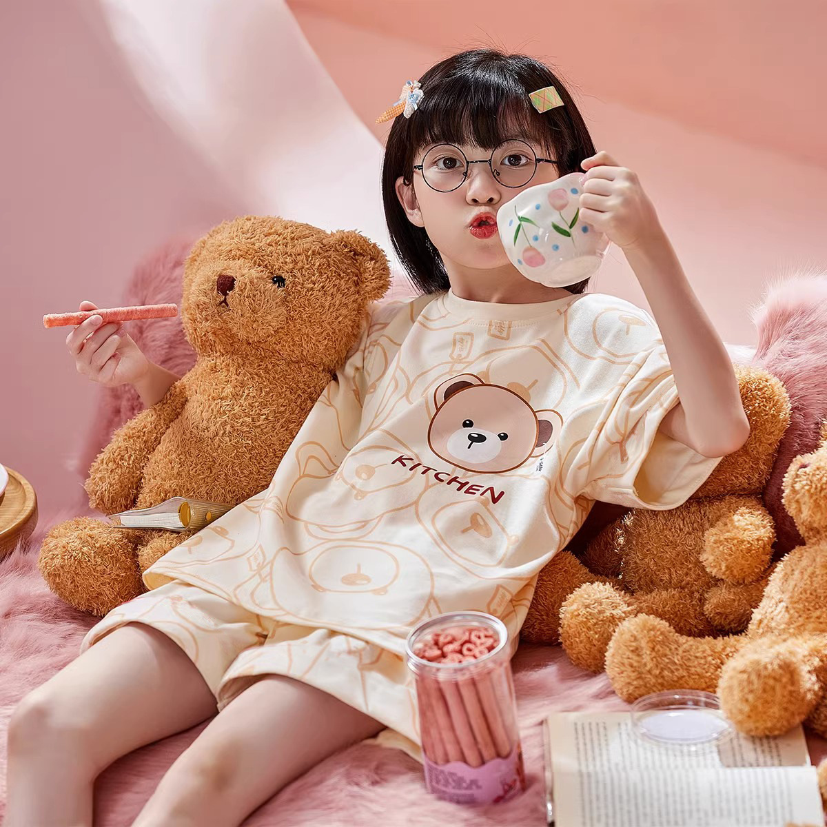 Picture of New Style Pajamas for Girls Summer Thin Air Conditioning Home Clothes for Girls 2024 New Style Short Sleeve Suit for Summer Outer Wear