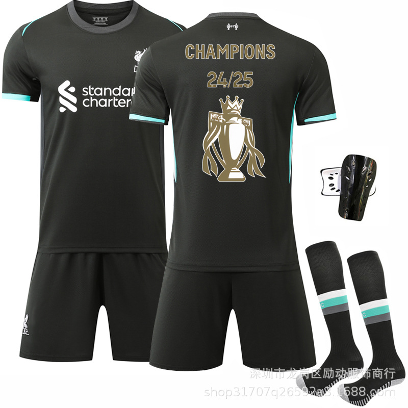 Picture of 2425 Club No. 11 Salah Gold Trophy Pattern New and Old Liverpool Winning Commemorative Edition Jersey suit