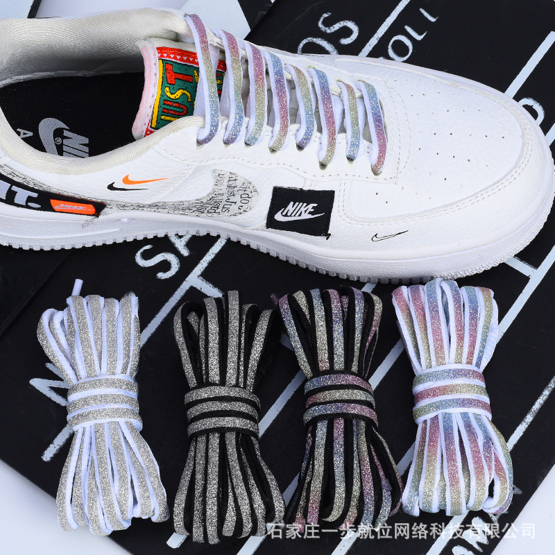 Gestational semi-round flat shoelace sports basketball shoes fashion tide shoes with black and white color factory wholesale can be sent on behalf