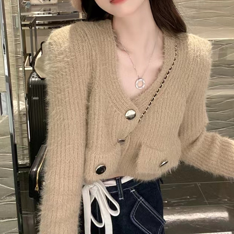 Picture of Small sweater King fashionable popular short navel sweater cardigan 2023 autumn and winter faux mink velvet top