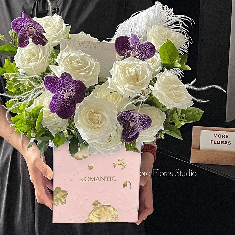 Square Set of Two Floating Gold Flowers Gift Box Embossed Bronzing Bouquet Packaging Box Rose Immortal Flower Art Box