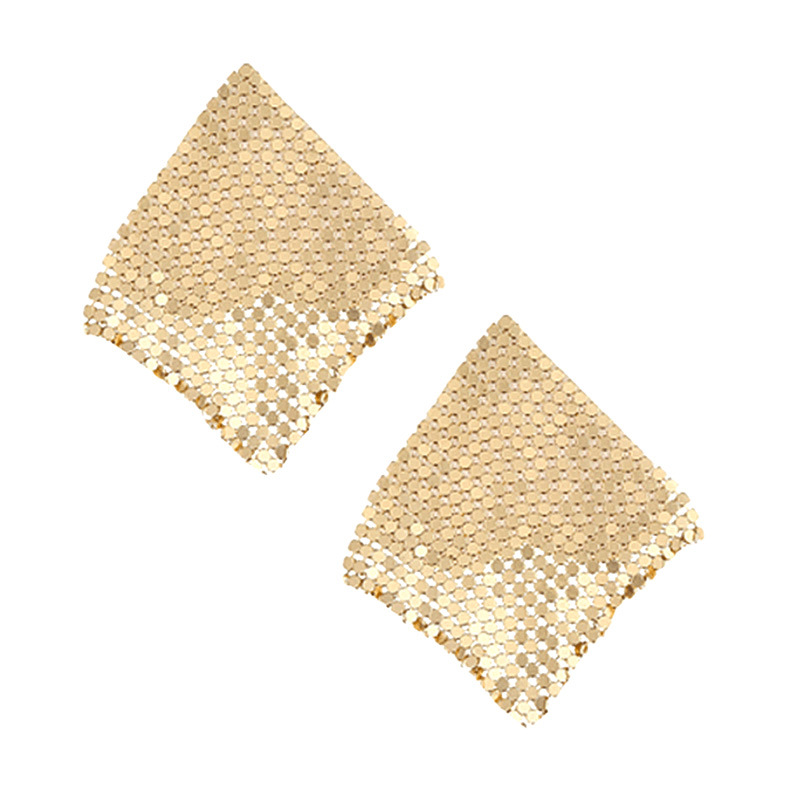 Picture of Chest Chain, High-End Accessories for Women with Big Breasts, Pure Lust Style, Square Flash Diamond Aluminum Chain, Invisible Nipple Patch, Anti-Bulge Breast Ornament Hanging Chain