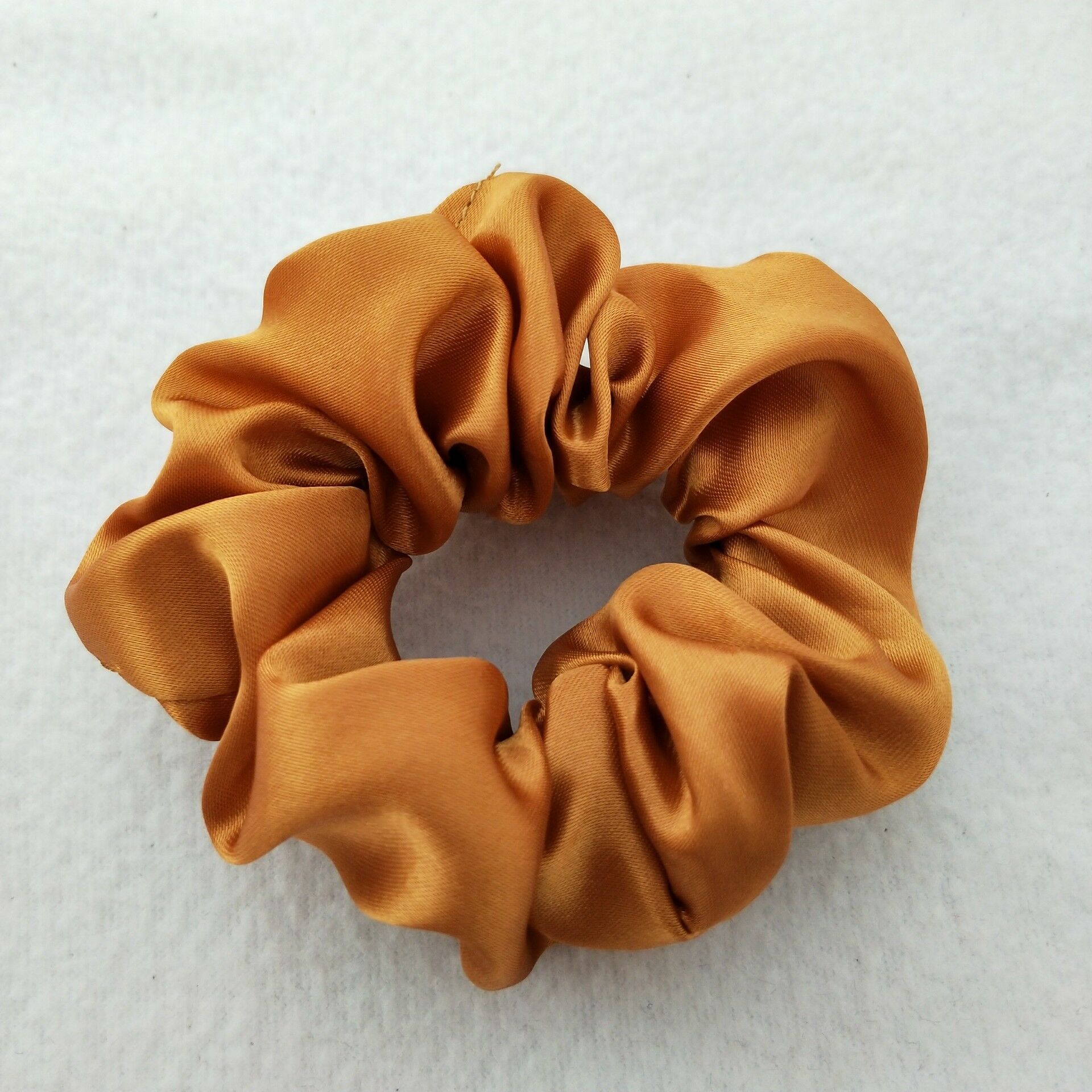 Picture of Cross-Border Amazon Satin Fabric Satin Scrunchie for Women, High-End Bun Hair Tie