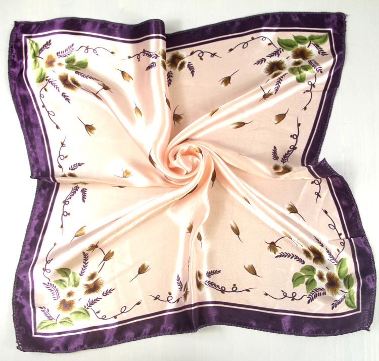 Picture of Korean Style New Autumn and Winter Small Silk Scarf Women's Imitation Silk Versatile Professional Small Square Scarf Manufacturer Wholesale Hangzhou Silk Scarf