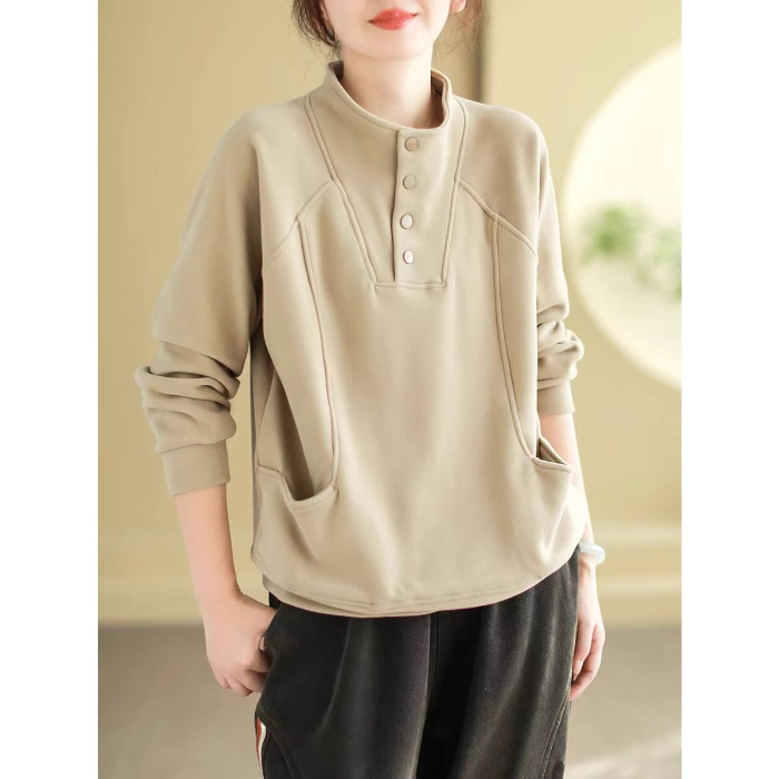 Picture of 260 Quilted Semi-high Collar Button Warm Sweater Women's Loose Korean Style Meat Covering All-match Design Sense Pocket Stitching