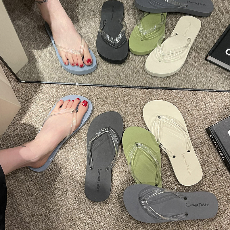 Flip-flops girl summer cute Korean version of versatile beach beach sandals fashionable wear student non-slip clip slippers