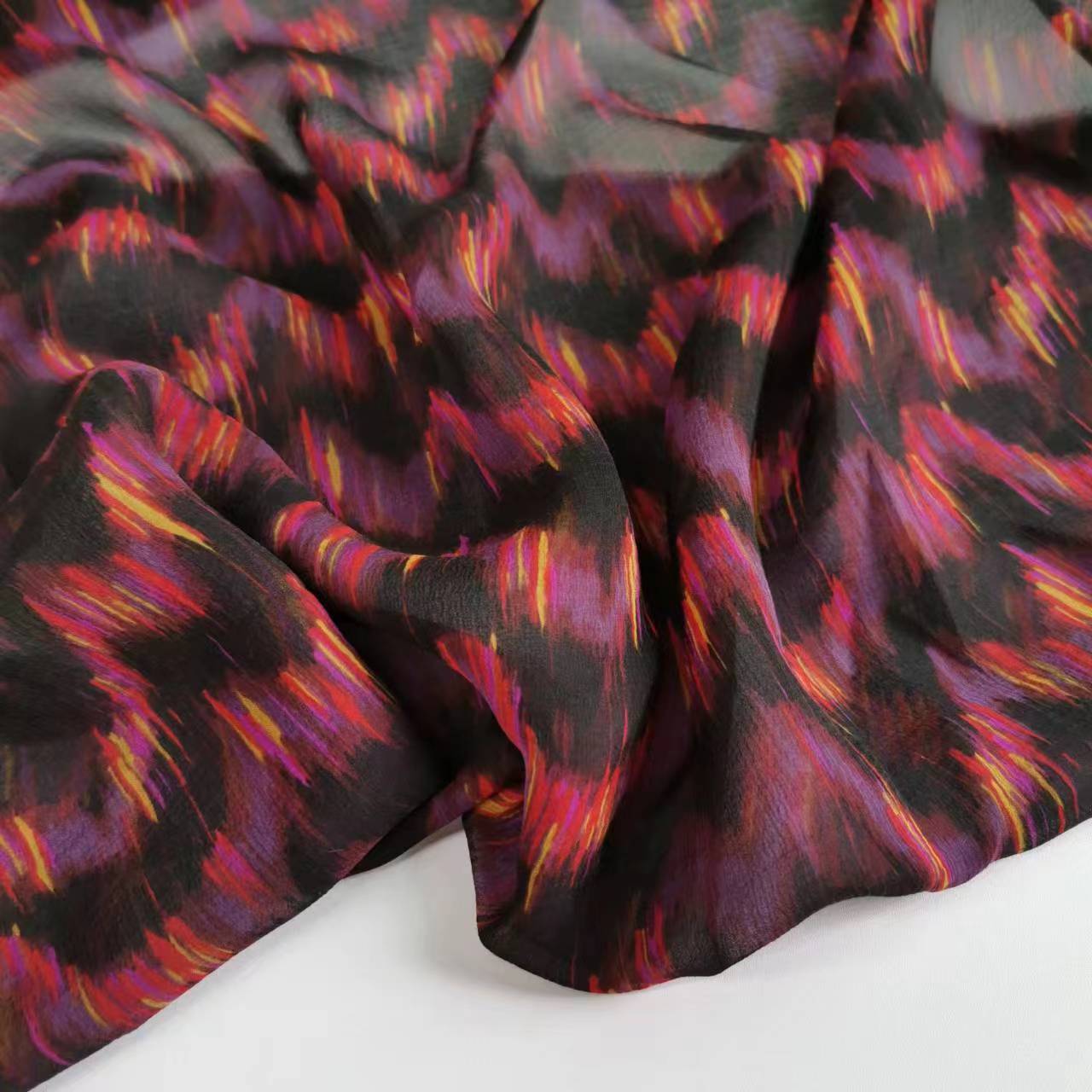 Contrast Color 7mm Mulberry Silk Smooth Wrinkled Fabric Wide Shirt Fashion Skirt 100% Silk Fabric