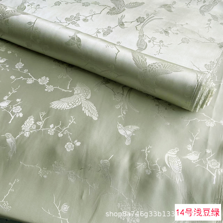 Picture of 30mm Jacquard Mulberry Heavy Satin Silk Fabric Jacquard Silk Chinese Clothing Cheongsam Han Dynasty Mulberry Fabric