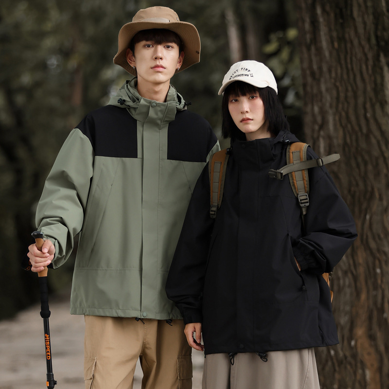 TikTok Live Broadcast Explosions Autumn and Winter in stock Outdoor Sports Couple's Charge Clothes Men's Waterproof Charge plus size Jacket Women