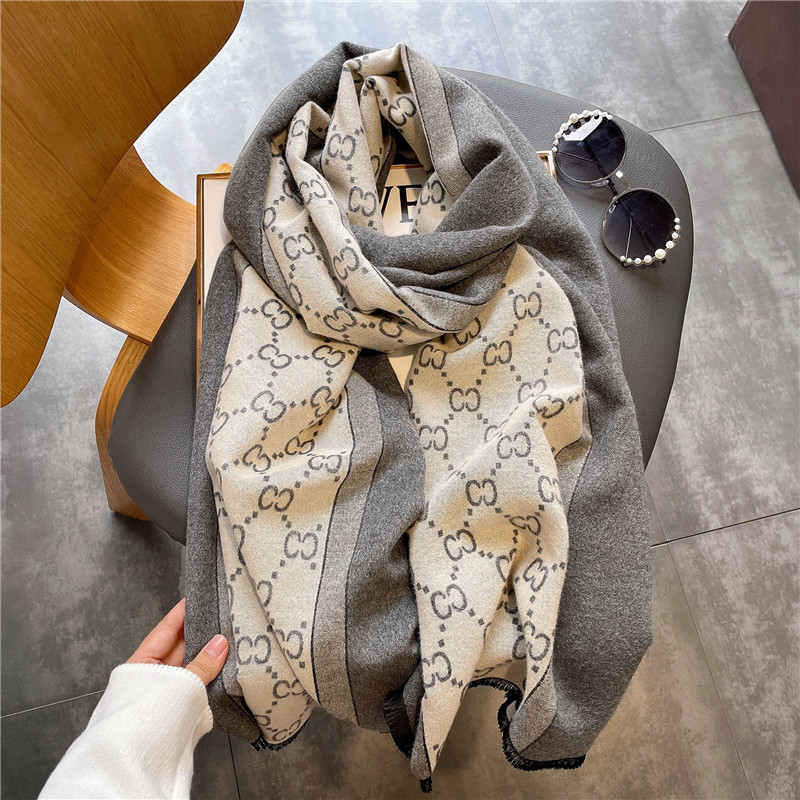 Autumn and winter New European and American style double C color matching cashmere double-sided warm scarf jacquard tassel scarf big brand shawl