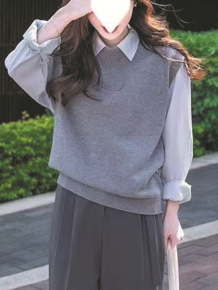 2024 Spring and Autumn Grey Knitted Vest Women's Loose Elegant All-match Sleeveless Vest Stacked Fashionable Top
