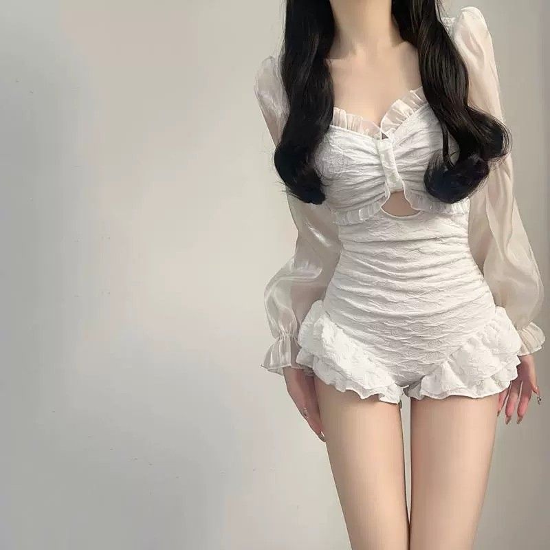 Pure Desire Wind Soaking Hot Spring Swimsuit Women's High-end Long-sleeved Conservative 2025 New Style Small Chest Gathering Slight Fat Girl's Slimming