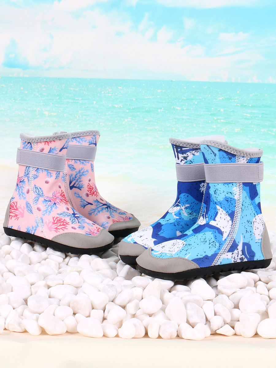 Picture of Children's high-tube beach shoes and socks non-slip anti-collision quick-drying baby swimming trail shoes adult seaside sea wading shoes