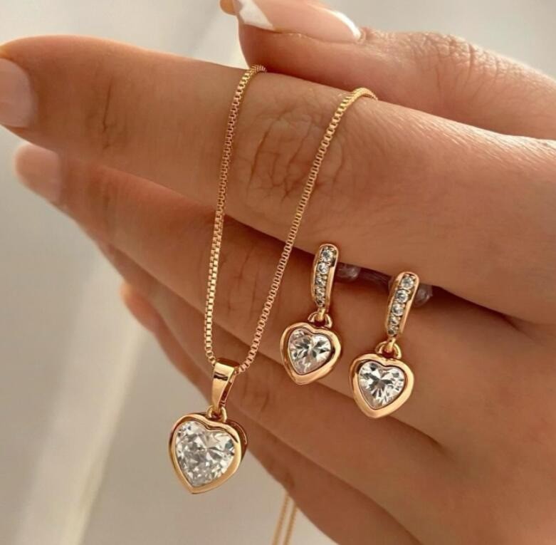 Picture of Cross-border European and American New Pendant Jewelry Necklace Temperament Design Sense Light Luxury Earrings Necklace Imitation Pearl Jewelry suit