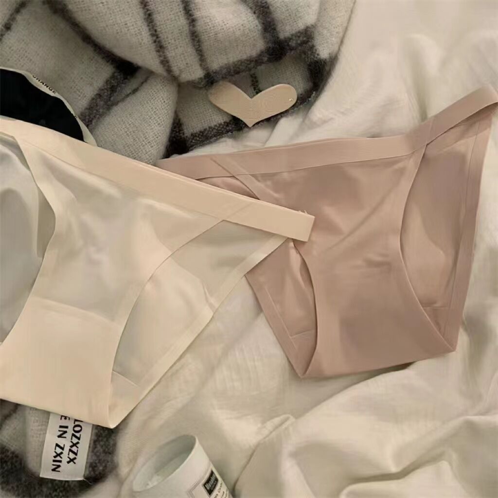 Picture of European and American Traceless Underwear Women's Sports Fitness Yoga Cotton Sexy Low Waist T-Trousers Ice Silk Women's Briefs