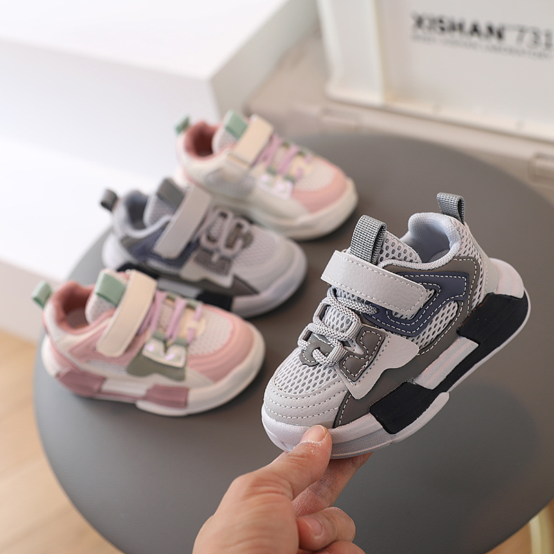 Picture of 2025 Spring New Children's Sports Shoes Korean Style Fashion Boys Breathable Mesh Shoes Girls' Shoes Soft Sole Shoes