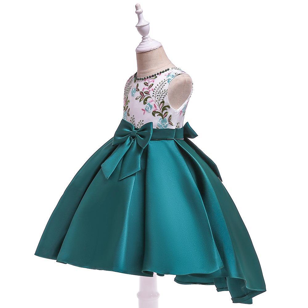 Picture of European and American New Tail Dress Girls Hand-Beaded Embroidered Princess Dress Twill Satin Bow Tuxedo Dress
