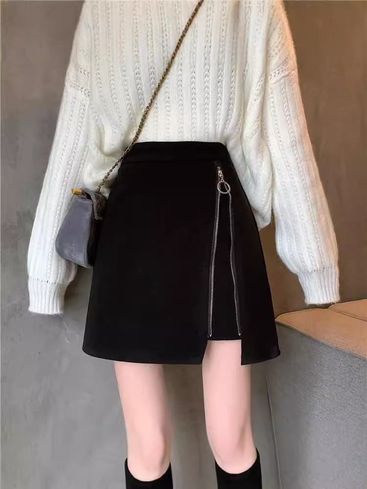 Little Man Wearing Black Woolen Skirt Women's 2024 Autumn and Winter New Design High Waist A- Line Hip Skirt