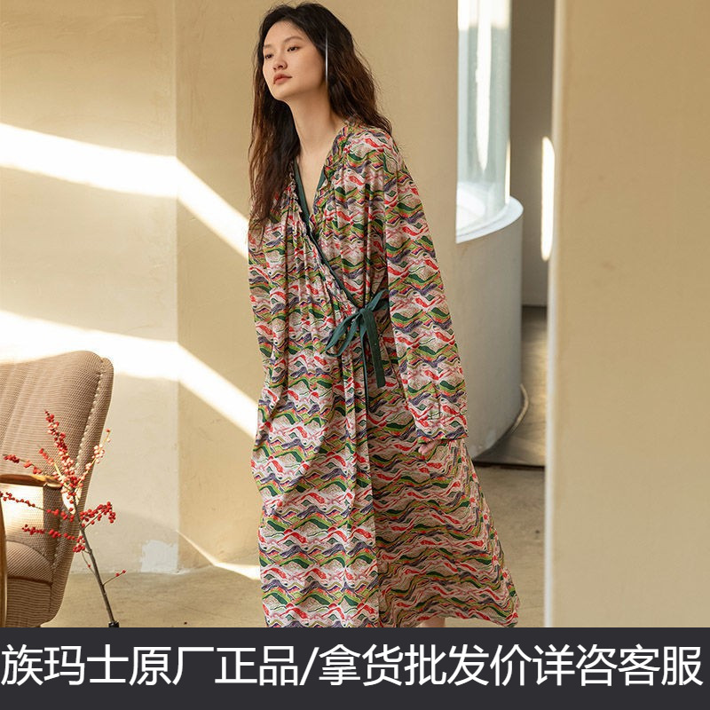 Family Masai Spring and Autumn Pure Cotton Nightgown Women's Thin Slant Placket Retro Floral Pajamas Loose Bathrobe Home Clothes 135